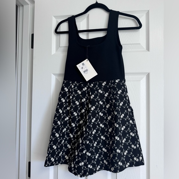 Love Bonito Embroidered Romper NWT - Picture 4 of 4